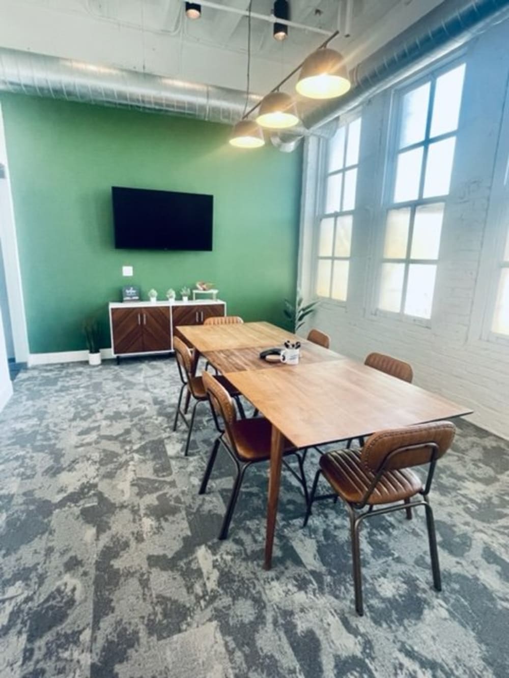 Farnam Hill Office Suites-Omaha