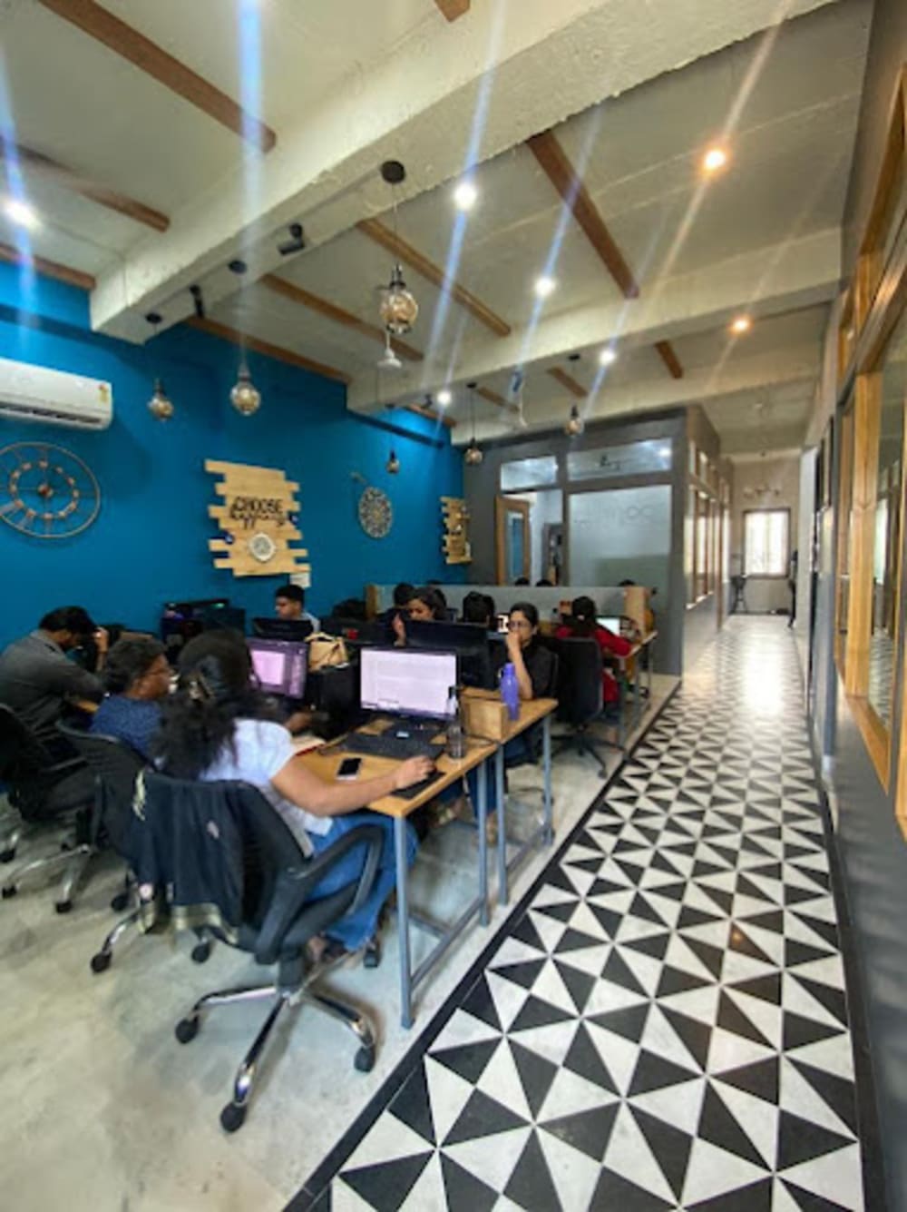 Mr CoWork Defence Colony- Jaipur