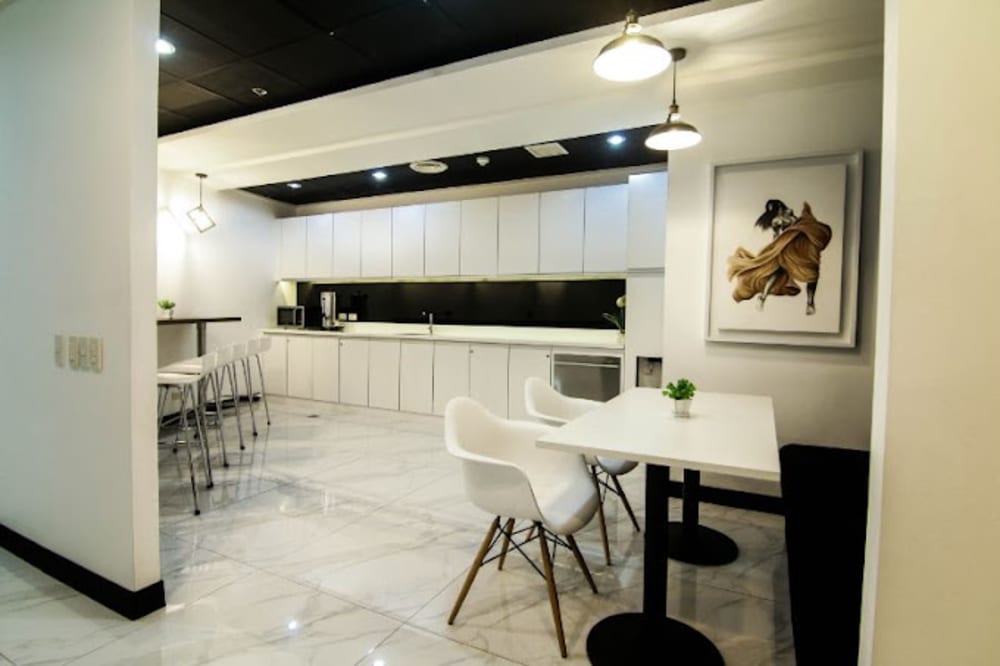 @WORKSPACES-Collins St