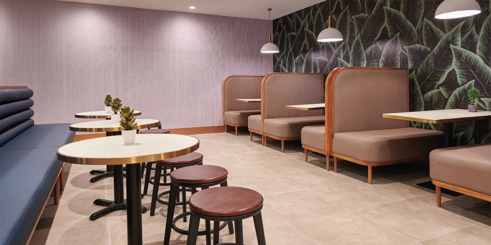 Plaza Premium Lounge Departures Terminal 2