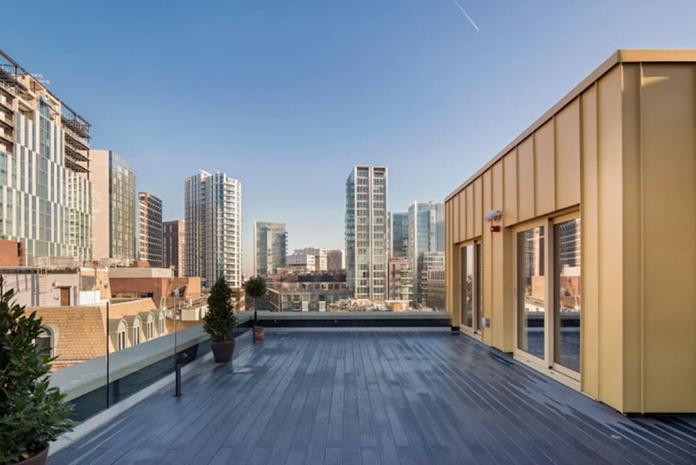 Business Cube London 10-12 Alie Street