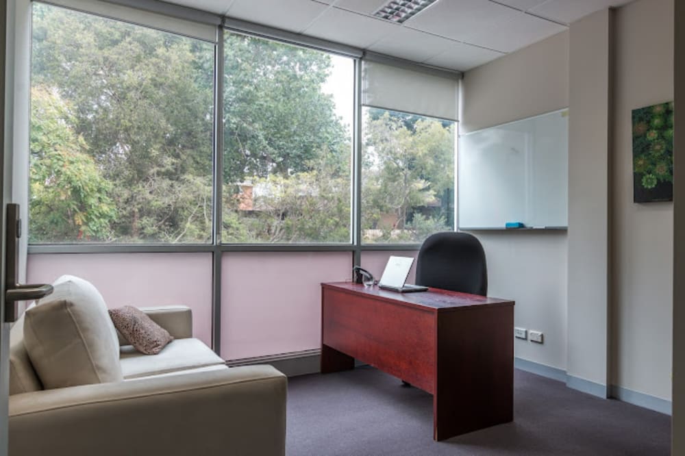 nLIVEn Suite 8 Toorak Road