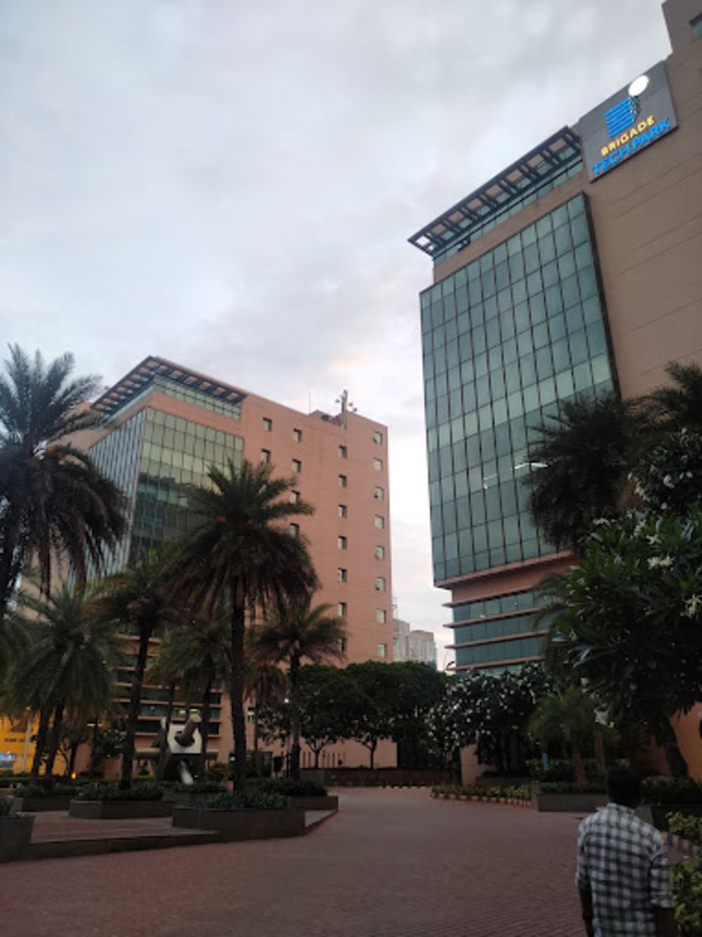 Novel Office Brigade Tech Park