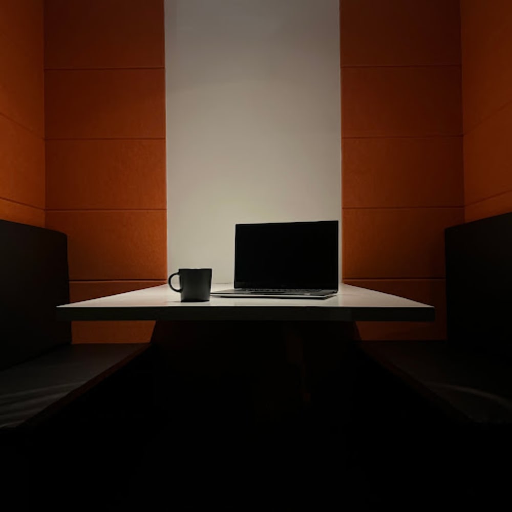 Fullhaus Premium Lounge