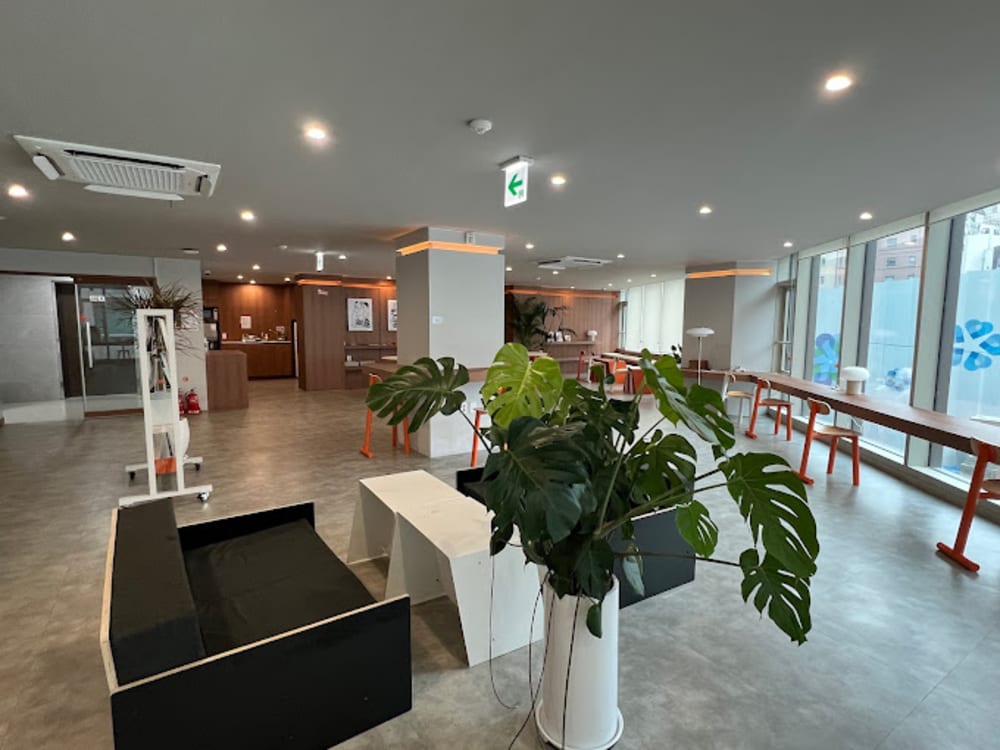 Local Stitch-Local Stitch