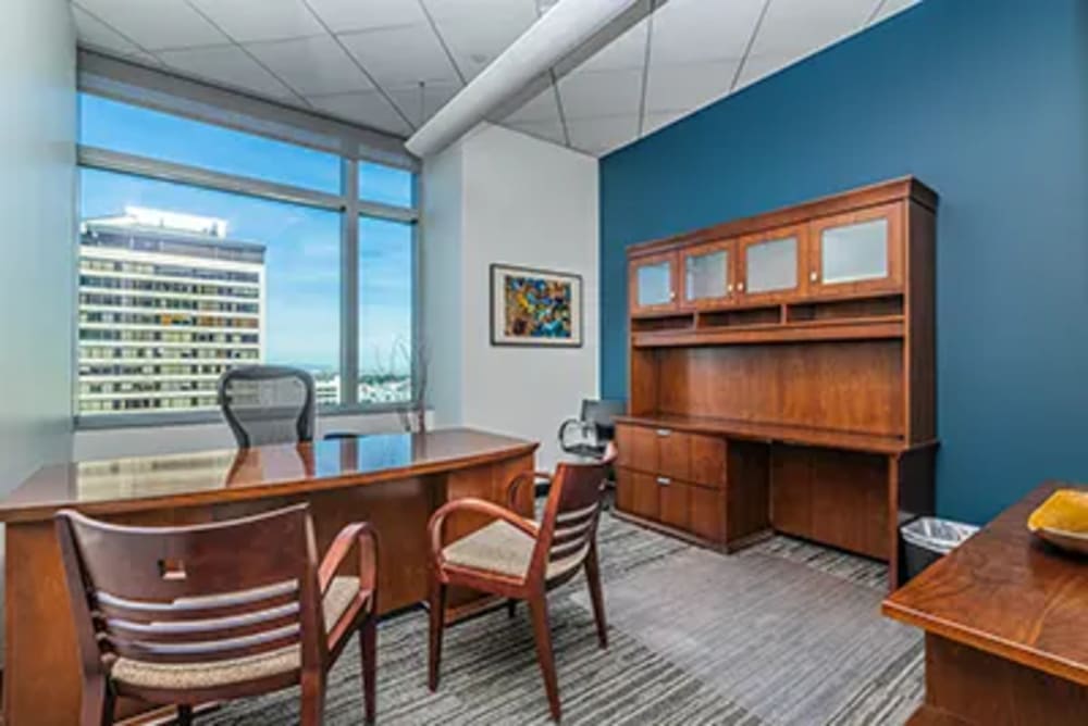 Avanti Workspace Wells Fargo Center