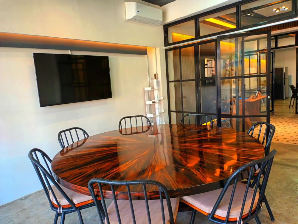 KnEsq Coworking Space