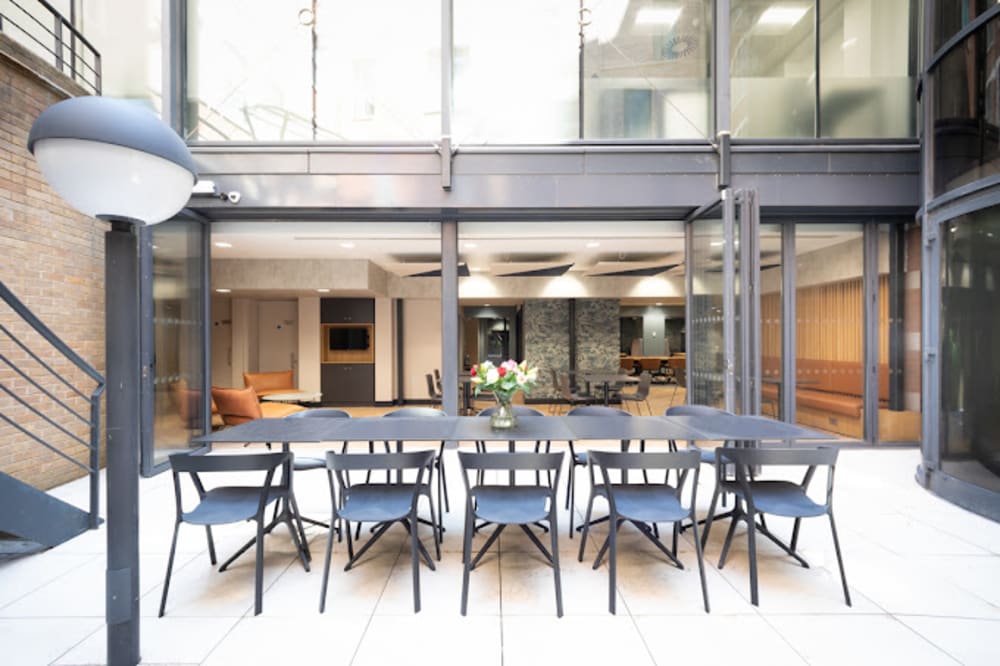 Landmark Space Limited London 1 Giltspur Street