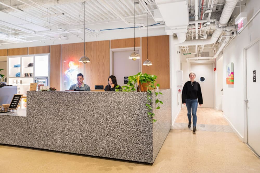 WeWork 222 Riverside Plaza