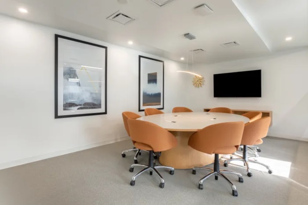 Regus Palisades Blvd
