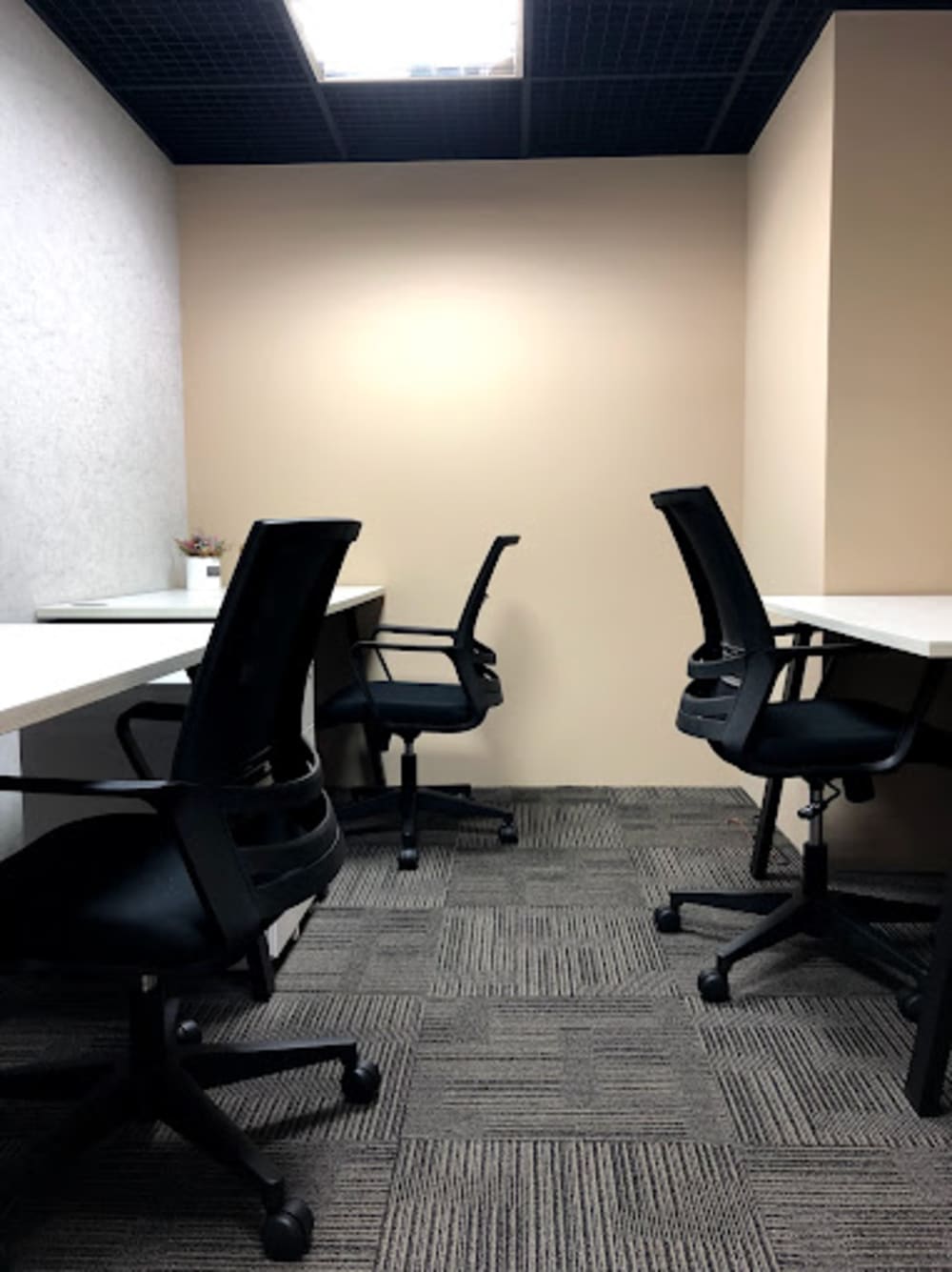 access business center Taipei