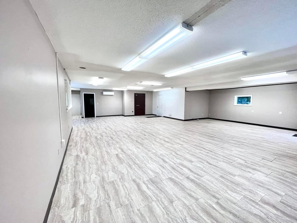 Riverside Coworking Company