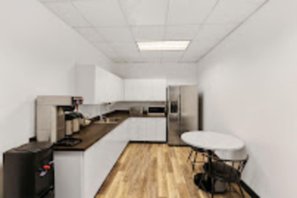 Premier Workspaces 7th Ave