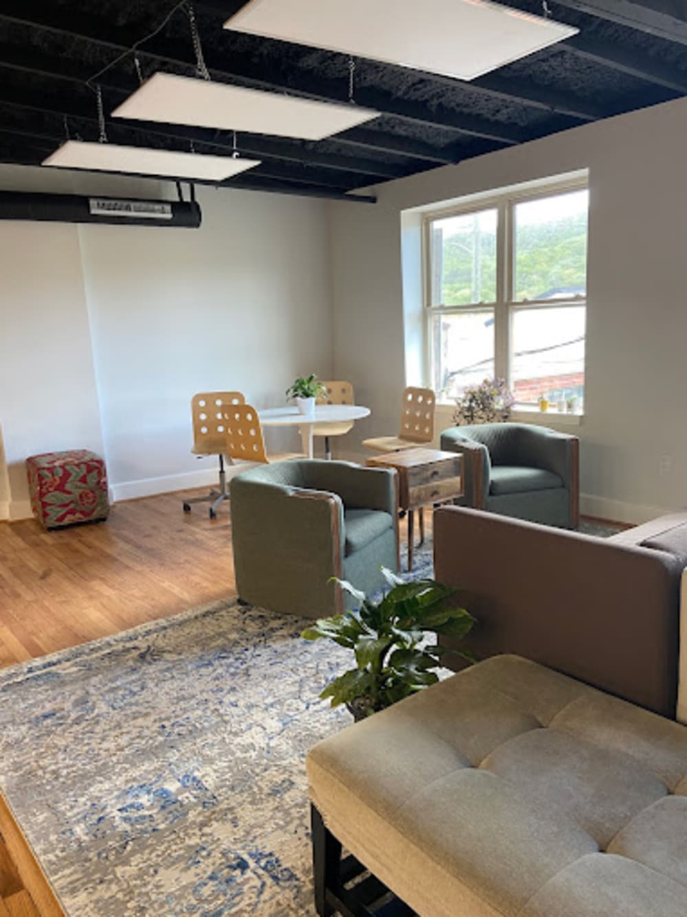 Town Corner Coworking-Black Mountain