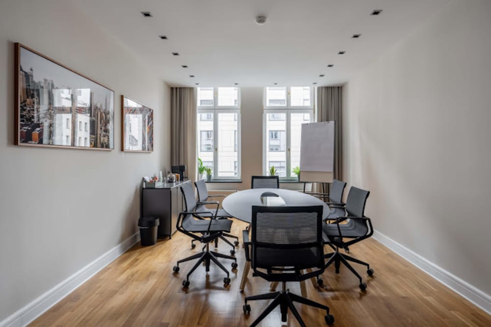 Office Club Französische Berlin