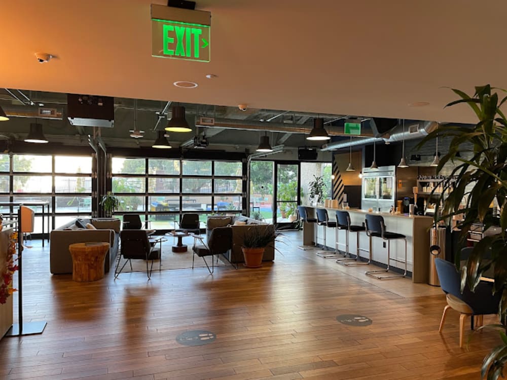 WeWork 600 B St
