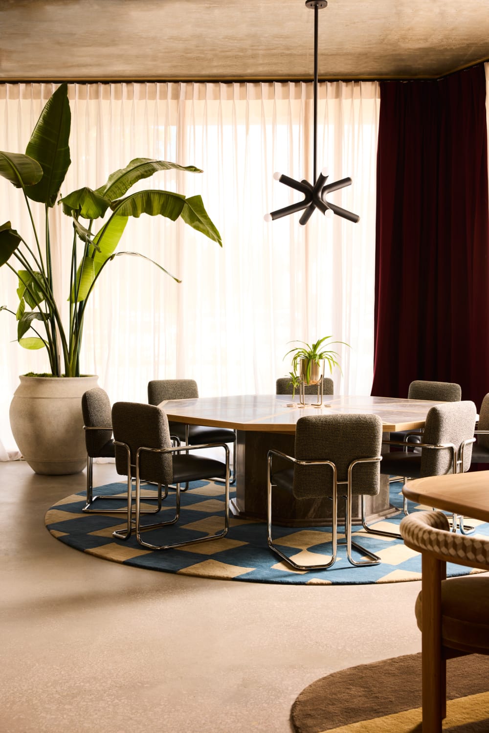The Malin FlatIron 895 Broadway