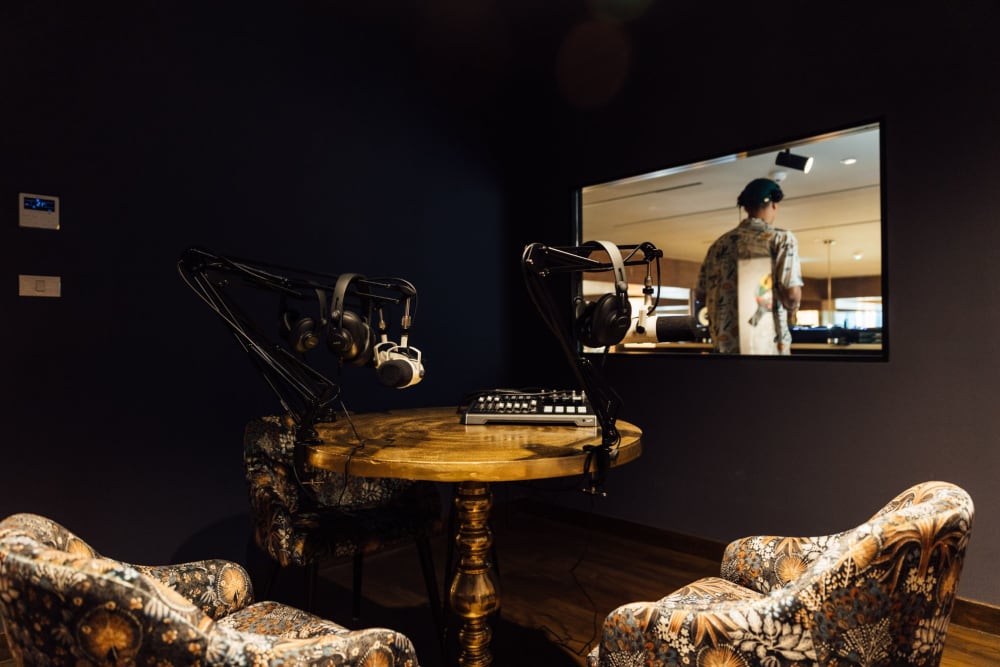 Public House - Watthana