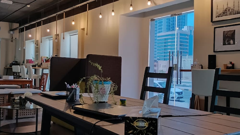 Lama Café Coworking Space