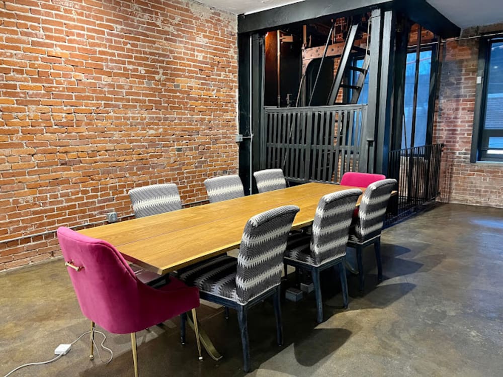 Heydays HQ-Olive Street