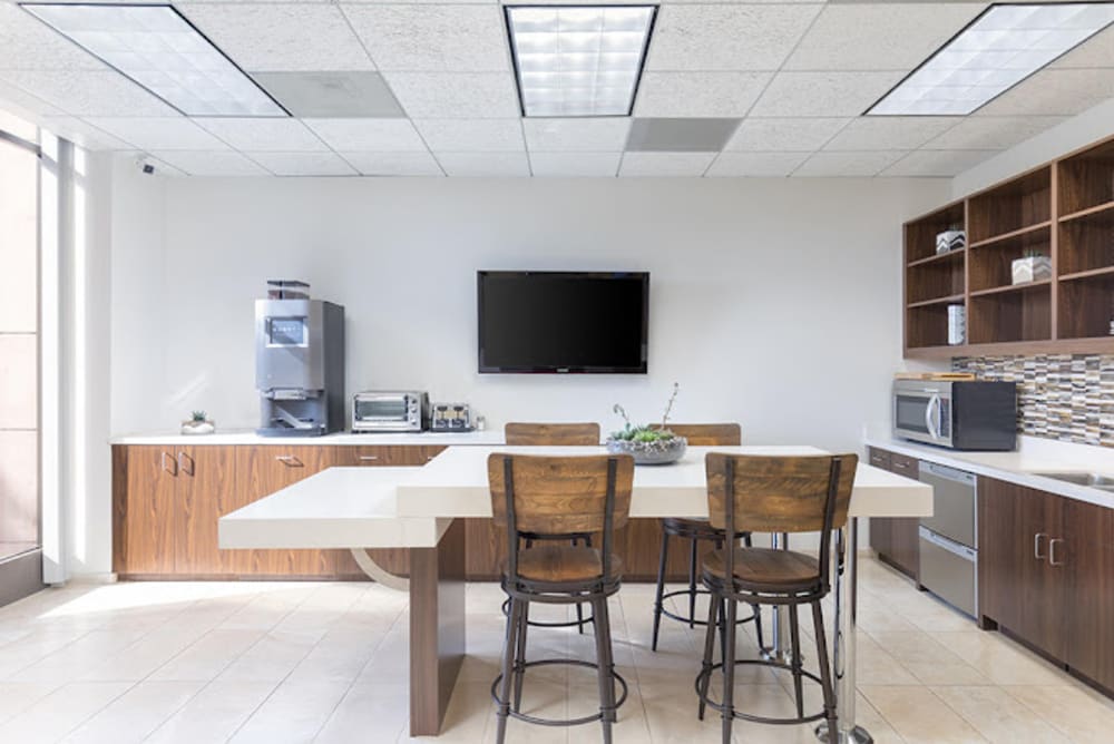 Premier Corporate Plaza