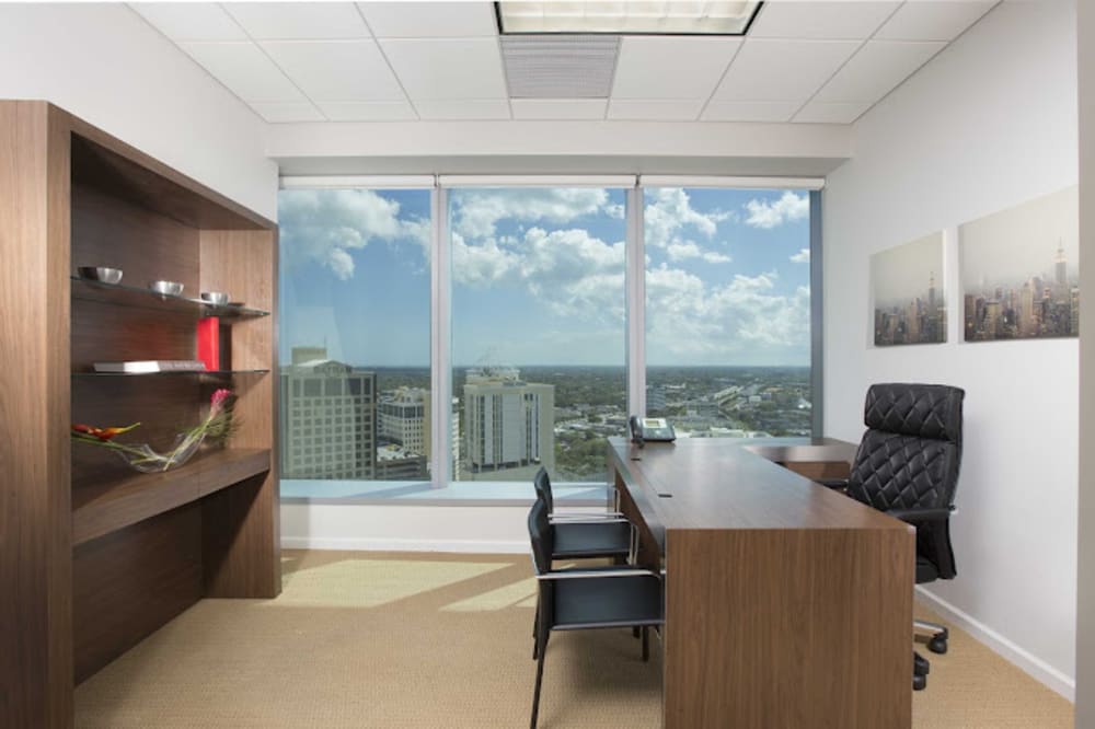 Anex Office-Town Center One Miami