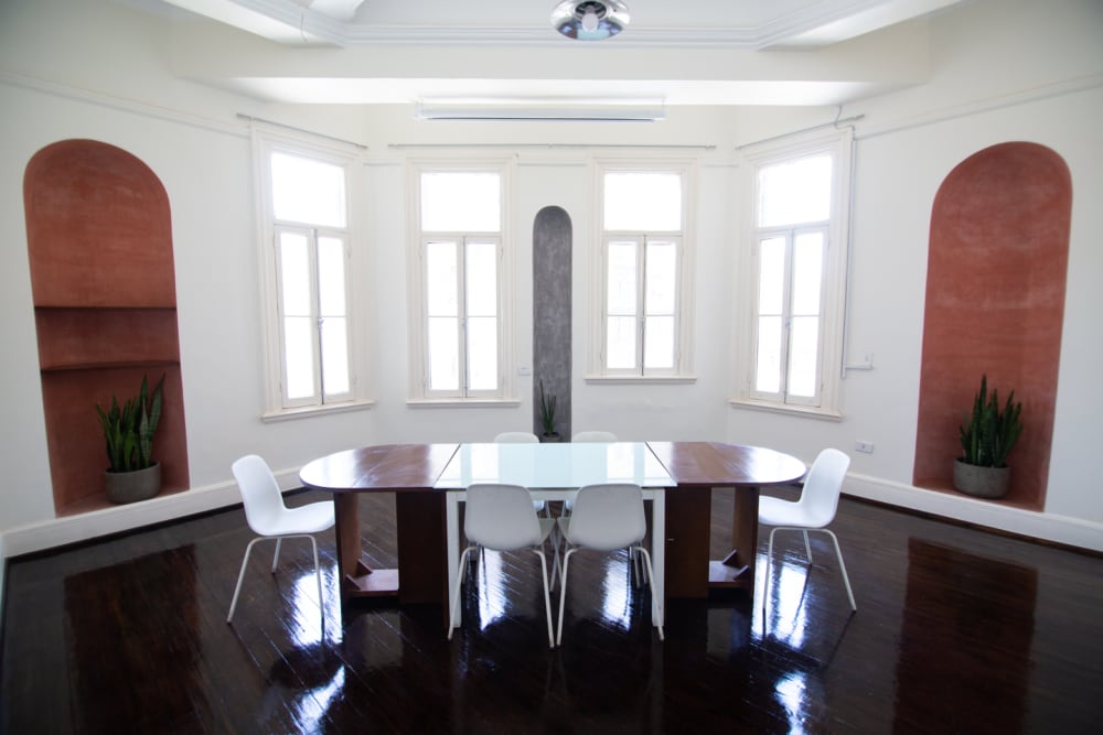 Maktabi Meeting Room