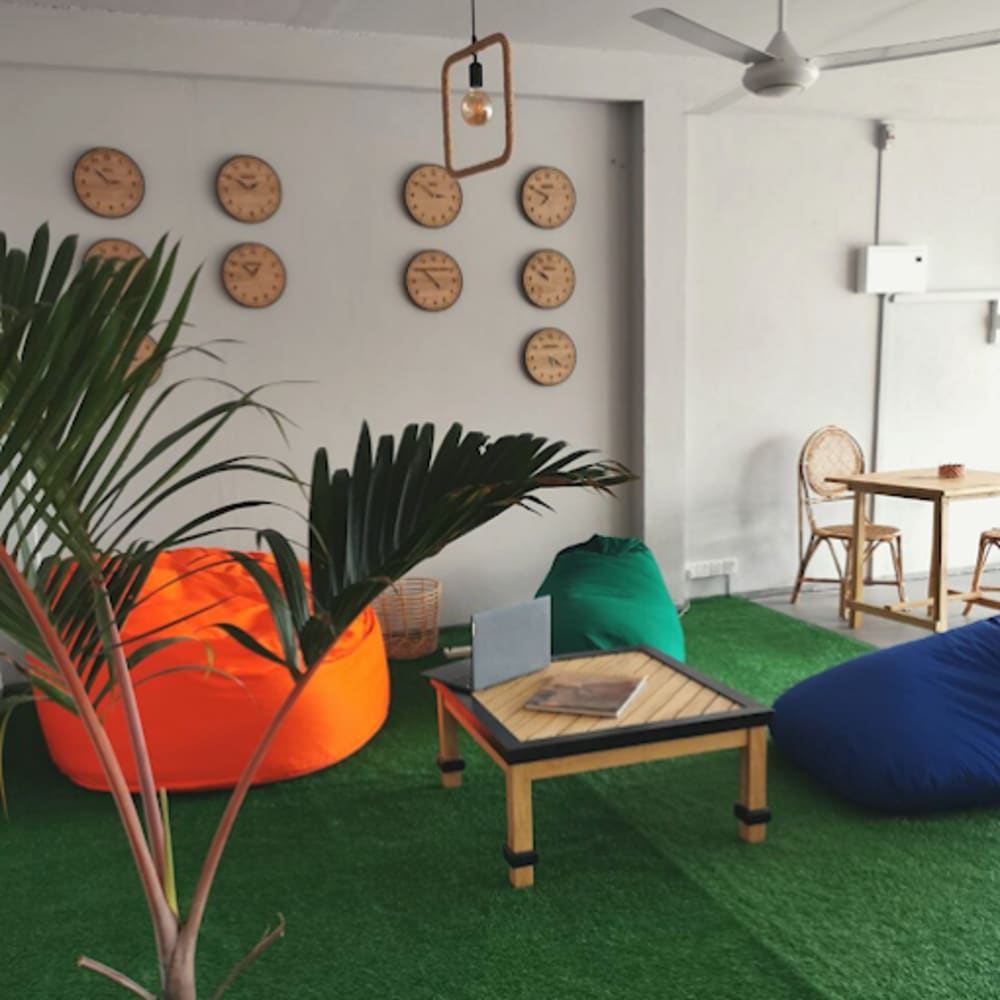 Focus Hub CoWorking Cafe