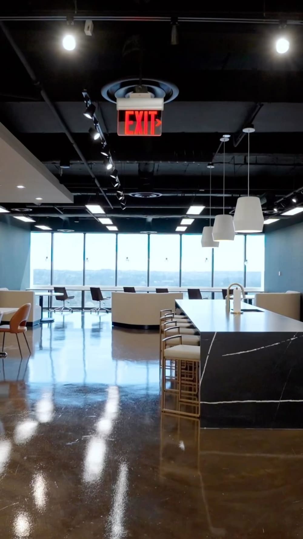 Lucid Private Offices - AlleN