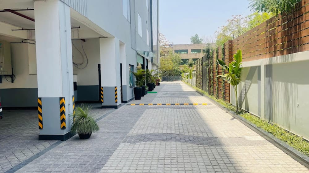 TRIOS Coworking space Akaya One