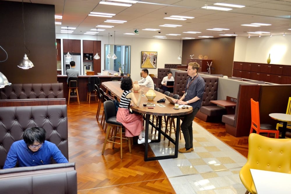 Servcorp Marunouchi Trust Tower Main