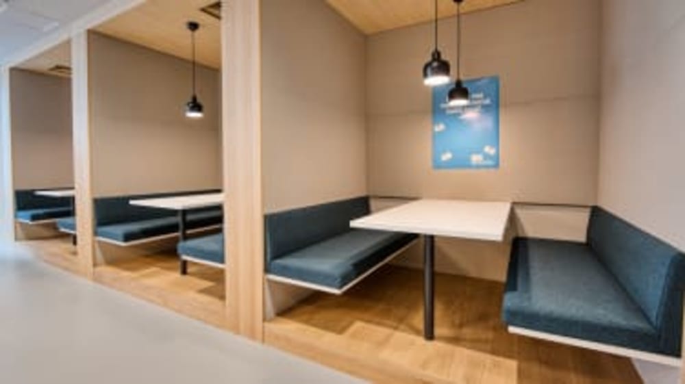 Regus-Robert Speck Pkwy