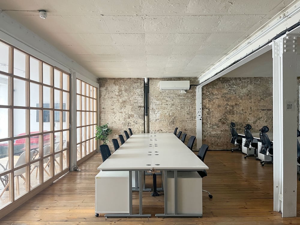 The Handbag Factory london