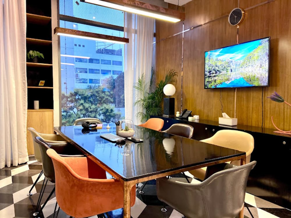 AKOTA COWORKING Daisy Florenzo