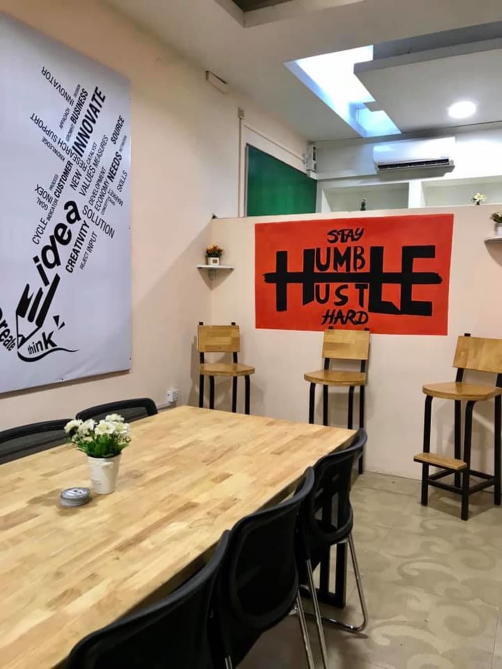 iDEA HUB Coworking Space & Library