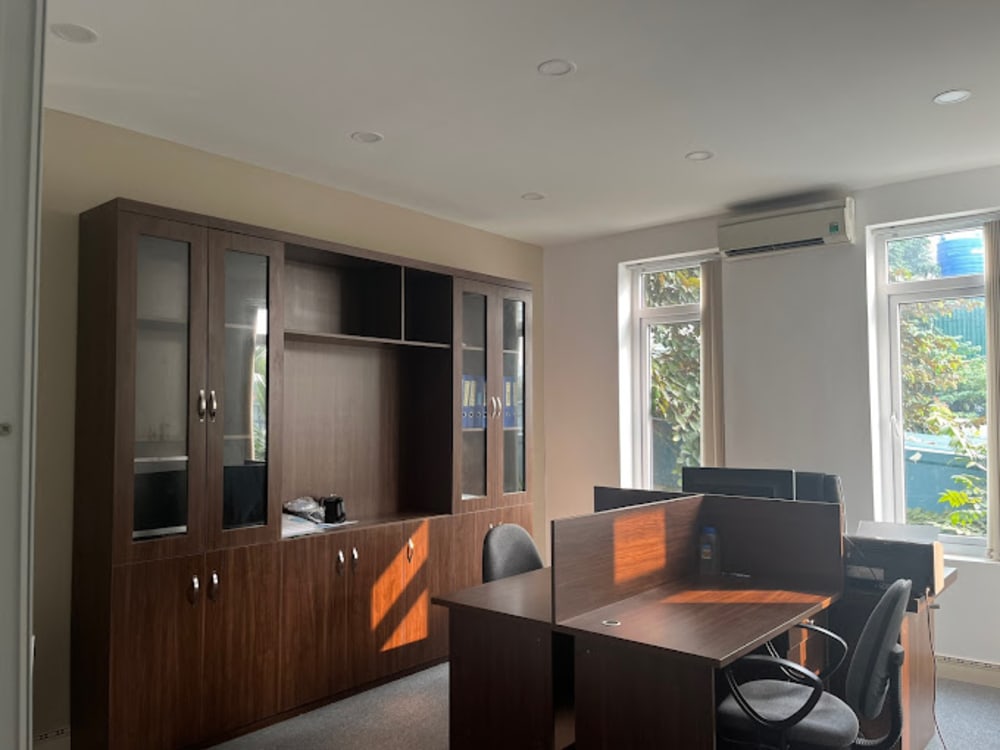 Level Coworking Space