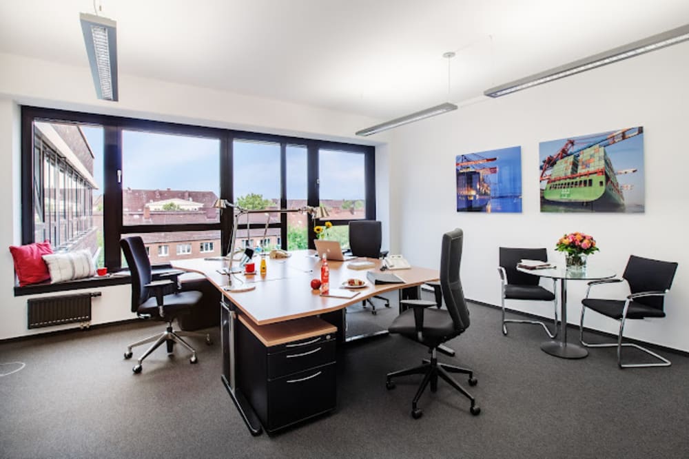 HAMBURG BUSINESS CENTER