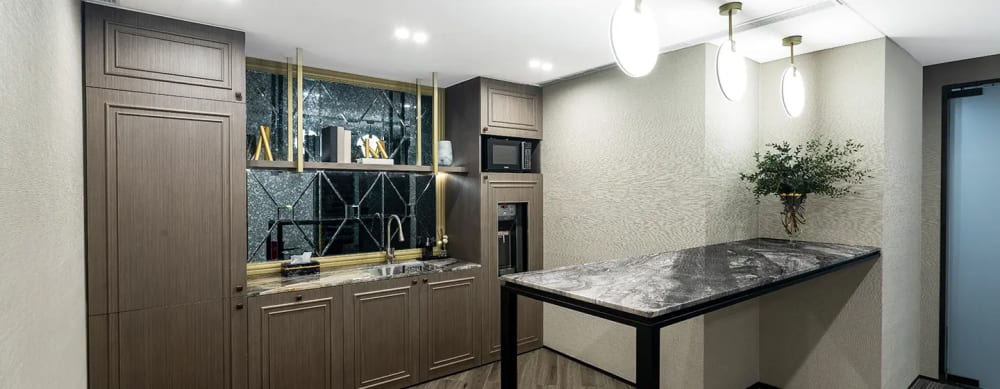 The Executive Centre-Chongqing Metropolitan Oriental Plaza