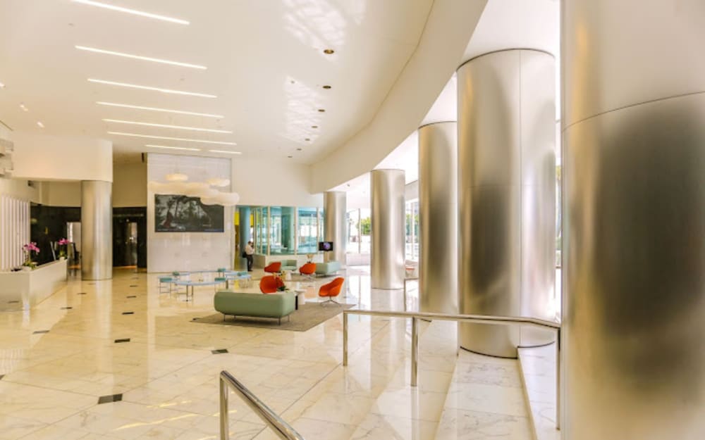 Quest Workspaces Miami Tower