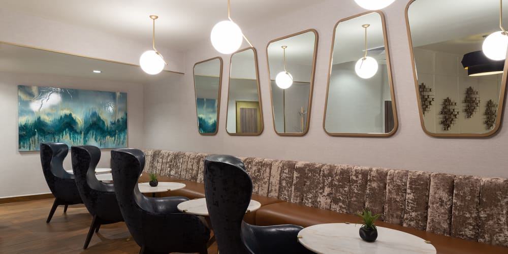 Plaza Premium Lounge MERA Lounge International Terminal 4