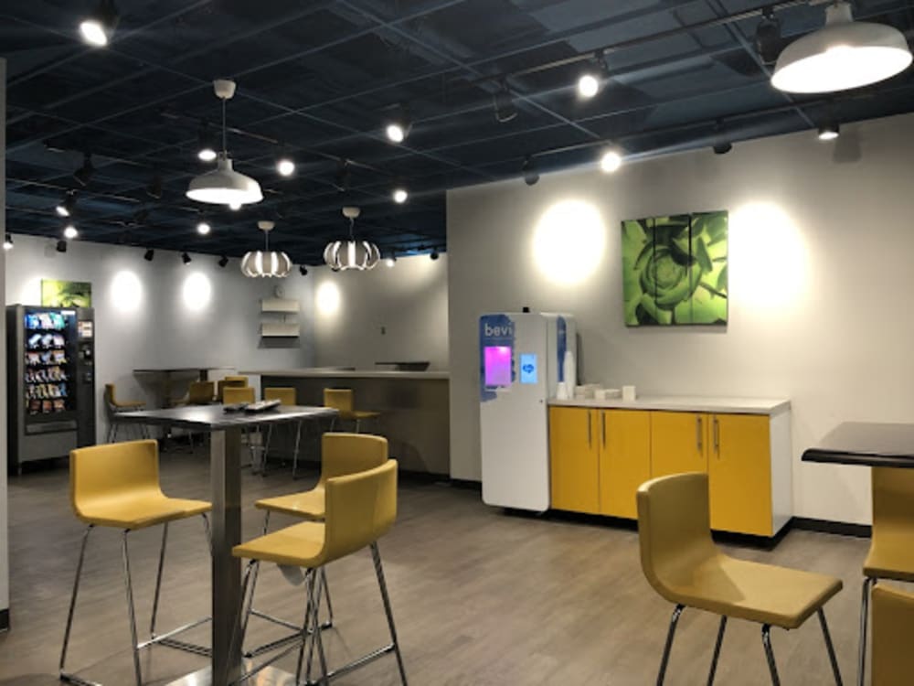 Woodlake Plaza Houston