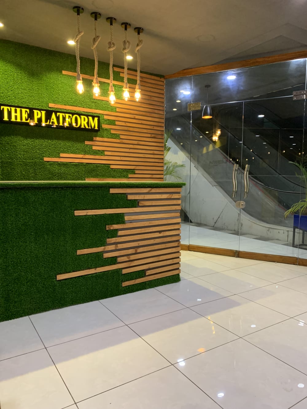 The Platform Kohinoor