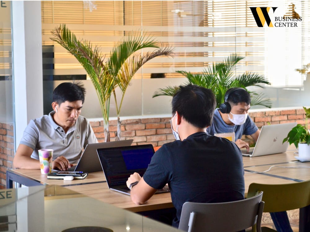 W Business Center Pasteur