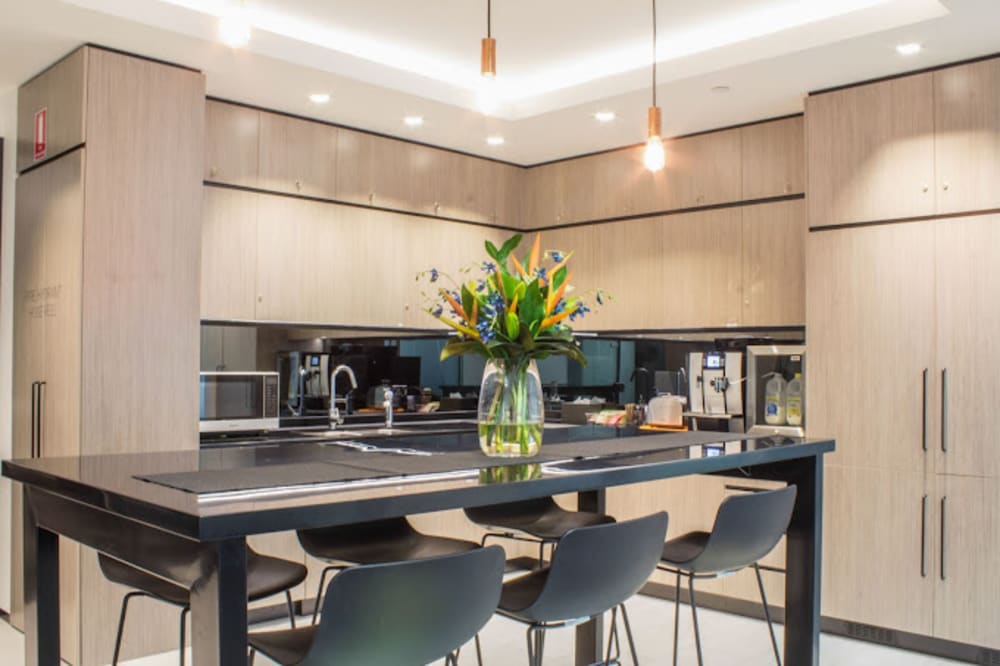 Compass Offices - 570 Bourke Street