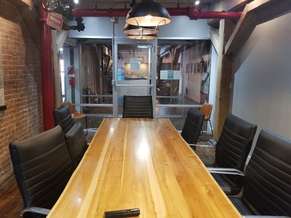 Green Desk Greenpoint