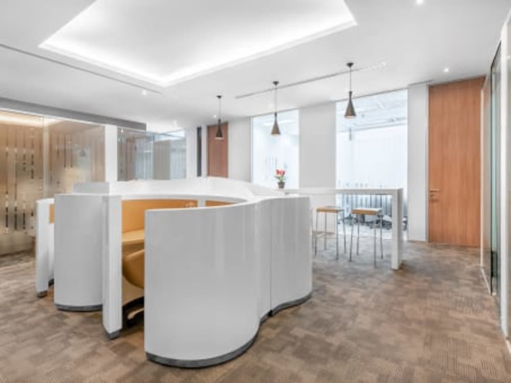 Regus AIA Capital Center Bangkok