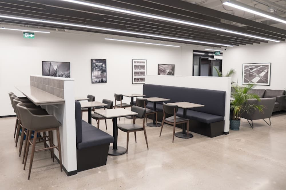 iQ Offices King St- Toronto