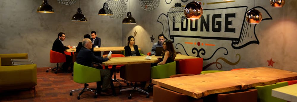 Plaza Cubes Via Flat