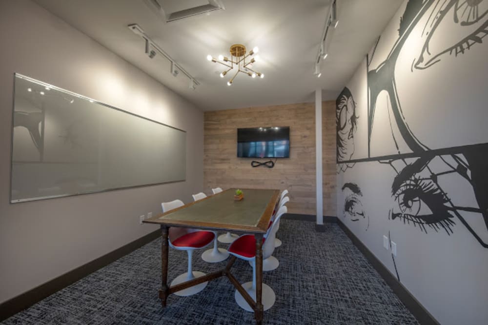 COhatch Easton Worth-Columbus