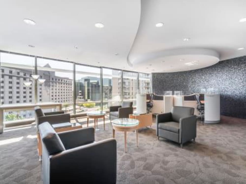 Regus 24th and Camelback